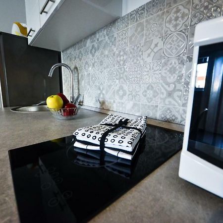 Apartmani Ab Zára Kültér fotó
