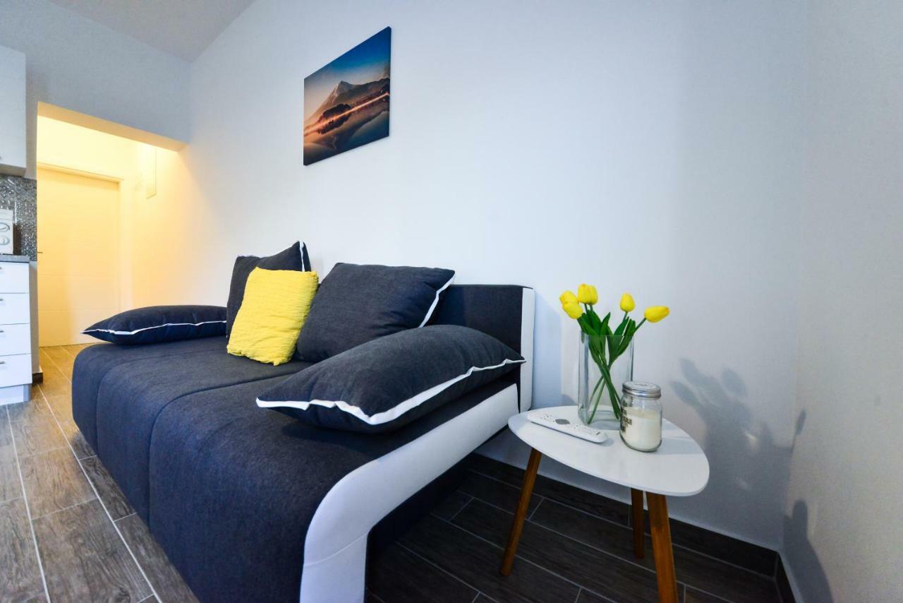 Apartmani Ab Zára Kültér fotó