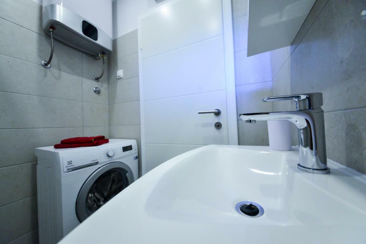 Apartmani Ab Zára Kültér fotó