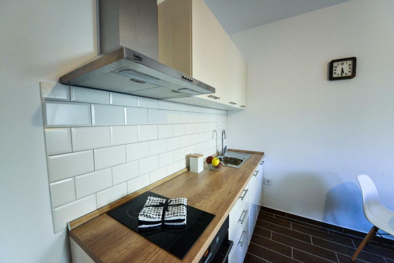 Apartmani Ab Zára Kültér fotó
